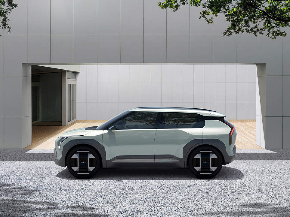 kia-evday-ev3-gallery-1_964x723